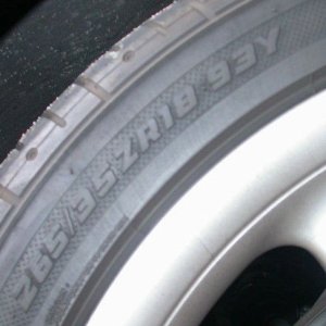 rear_tire_size_b.jpg