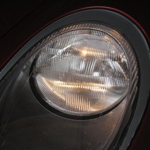 engine off, light switch to low beam.jpg