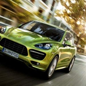 2013-Porsche-Cayenne-GTS.jpg