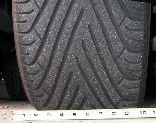 rear_tire_tread_b.jpg
